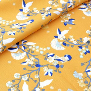 Tissu coton doux fleuri fond jaune x 50cm 