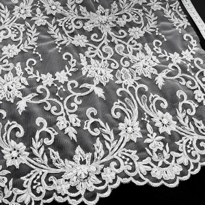 Destock coupon tissu dentelle broderie tulle brodé perles strass haute couture 59*32cm