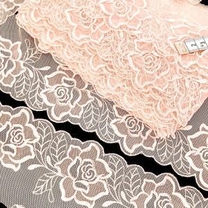 Destock 9.3m dentelle broderie tulle brodé fine fluide haute couture largeur 8cm