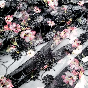 Destock 1.38m tissu broderie tulle soyeux fluide brodé imprimé fleuri largeur 147cm