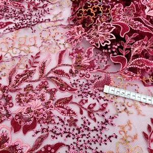 Destock 0.7m tissu dentelle broderie tulle brodé sequins haute couture largeur 137cm