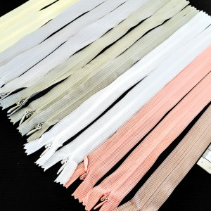 Destock 13 fermetures glissière zip invisible longueur 25cm