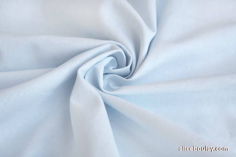Tissu lin et coton bleu pâle