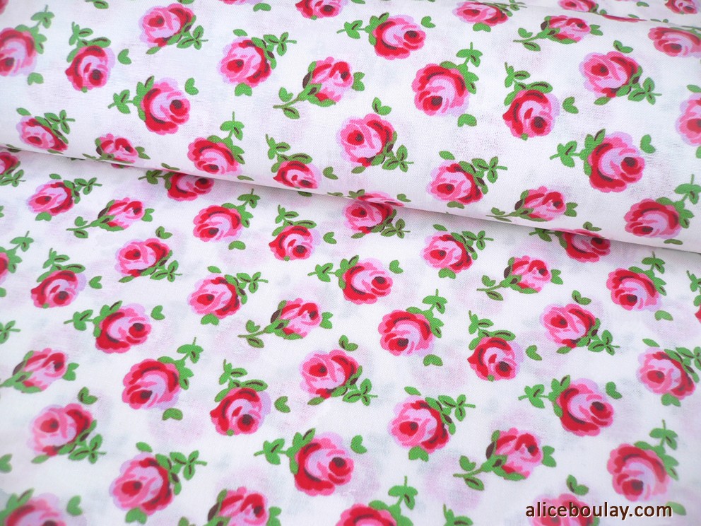 Tissu CATH KIDSTON fin coton roses rouges sur fond blanc