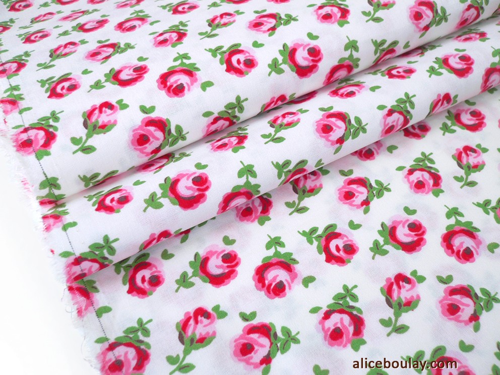 Tissu CATH KIDSTON fin coton roses rouges sur fond blanc