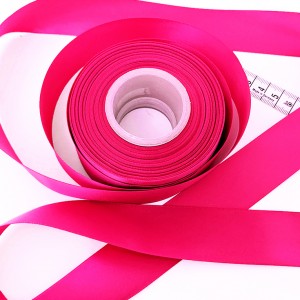 Déstock 19m ruban satin double face rose fuchsia largeur 3.1 cm