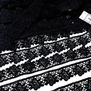 Destock 18.3m dentelle guipure polyester satinée noir largeur 2.2cm