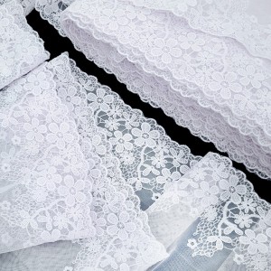 Destock 5.4m dentelle broderie tulle brodé fine haute couture mauve clair largeur 16.5cm