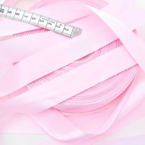Déstock 90m ruban satin double face rose largeur 2.5cm