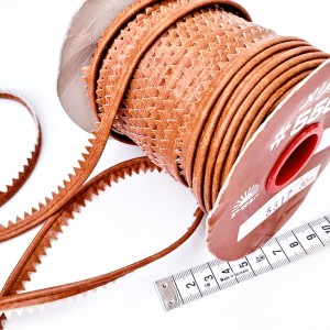 Déstock bobine 30m passepoil japonais simili cuir doux caramel largeur 11mm