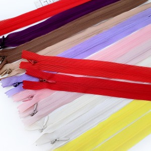 Destock lot 13 fermetures glissière zip invisible longueur 24cm