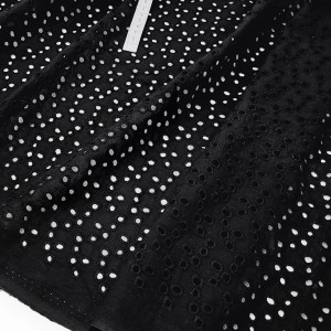 Destock 1.6m tissu broderie anglaise coton doux noir largeur 150cm 