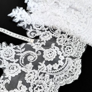 Destock 8m dentelle broderie tulle brodé avec sequins largeur 30.5cm