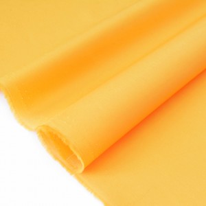 Tissu coton satiné soyeux oragne x 50cm 